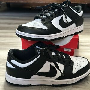 Women’s Nike Dunk low